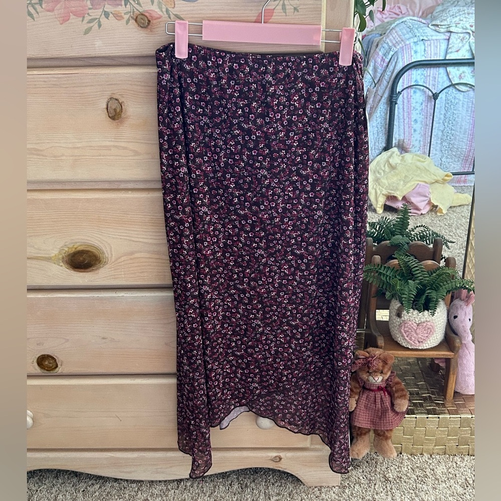 New with tags Brown Floral Midi Skirt🌸🤎